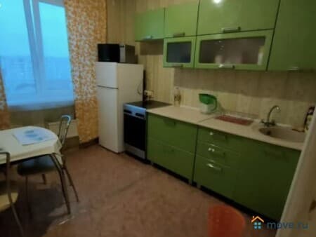 Сдается 1-комнатная квартира, 42 м², Красноярск, улица Алексеева, 111