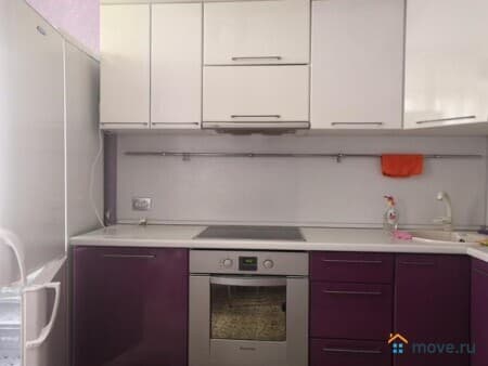 Сдаю 1-комнатную квартиру, 35 м², Красноярск, улица Чернышевского, 106