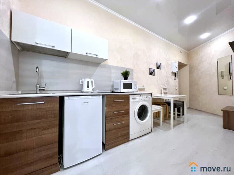 студия, 40 м²