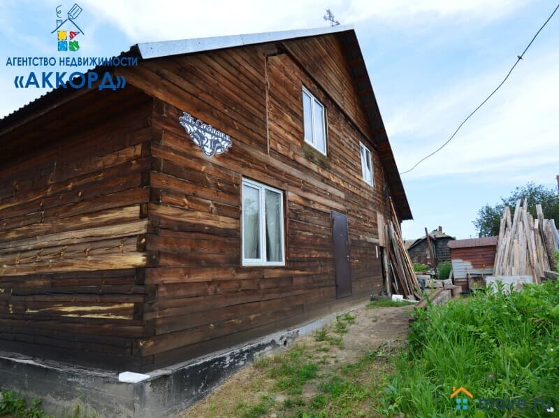 дом, 210 м²