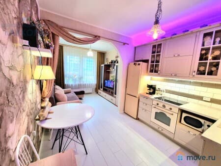 Продается 3-комнатная квартира, 64.2 м², Барнаул, тракт Павловский, 162б
