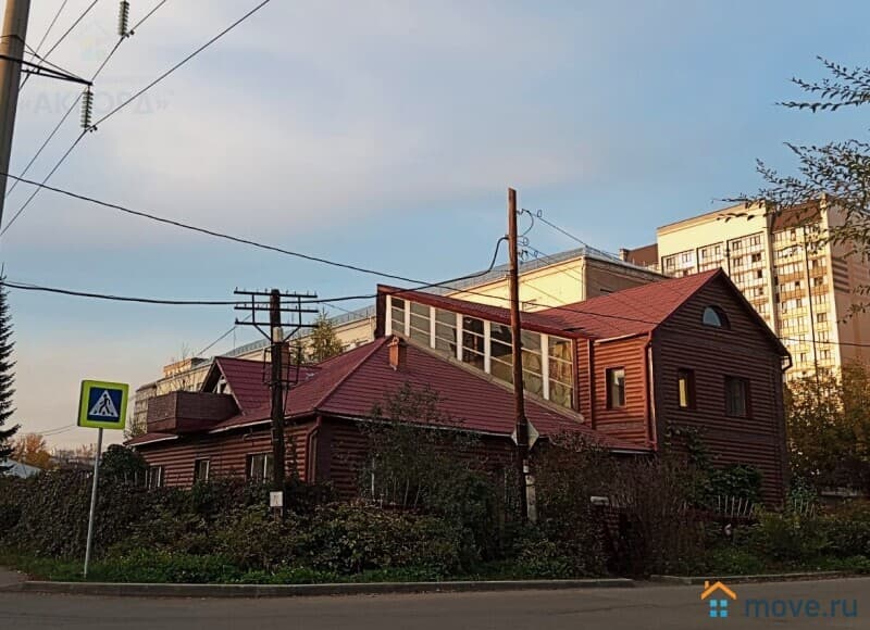 дом, 643.5 м²