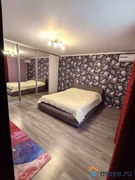 дом, 165 м&sup2;