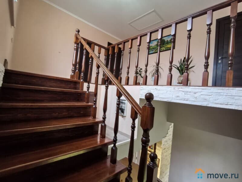 дом, 165 м&sup2;