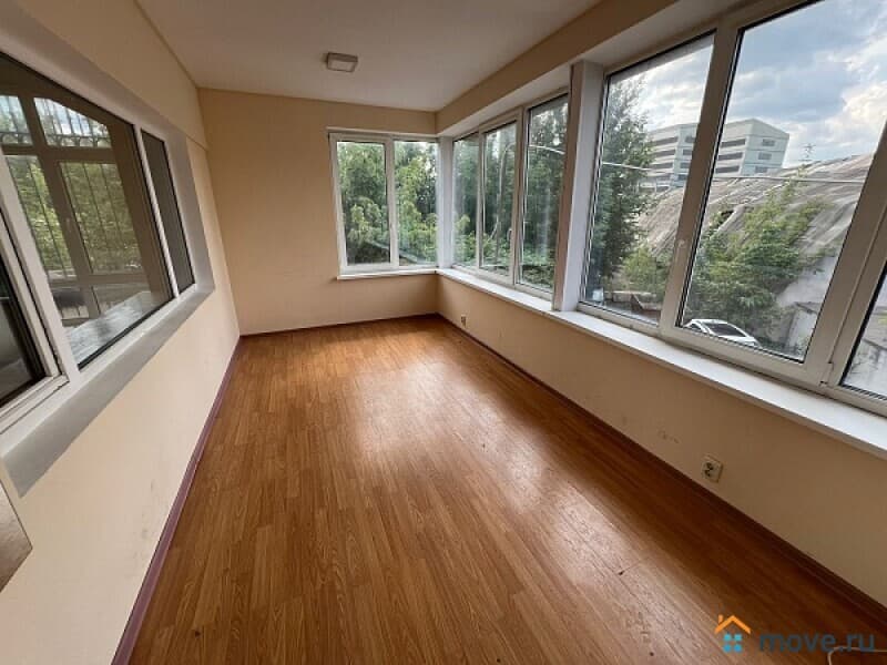 свободного назначения, 340 м²