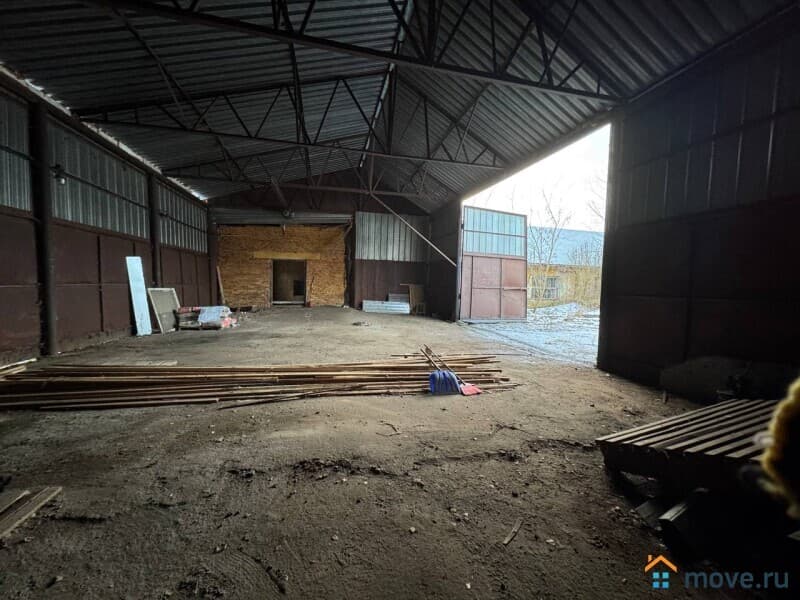 нежилое здание, 469 м&sup2;