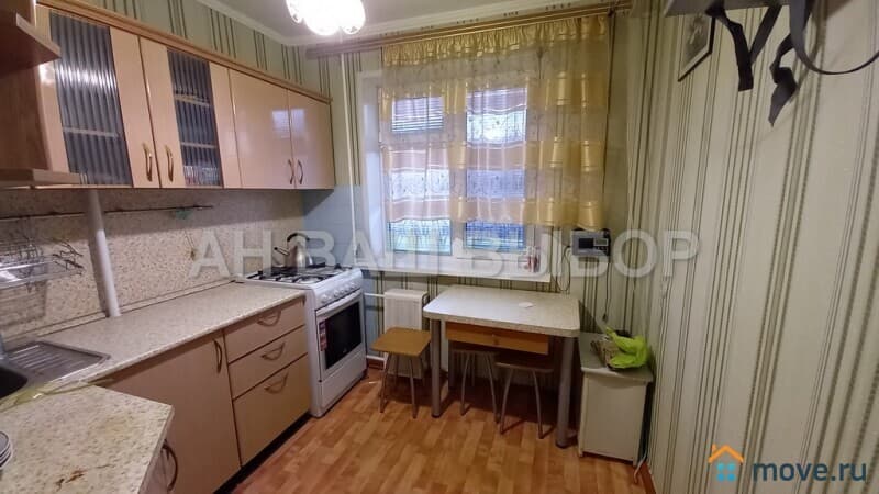 3-комн. квартира, 56.2 м²