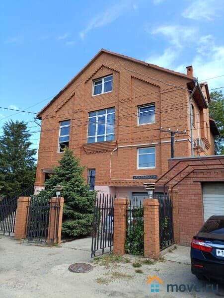 коттедж, 450 м²