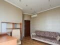 Продать трехкомнатную квартиру, 75 м², 27 мин. до метро на транспорте, этаж 2 из 5. Фото 6