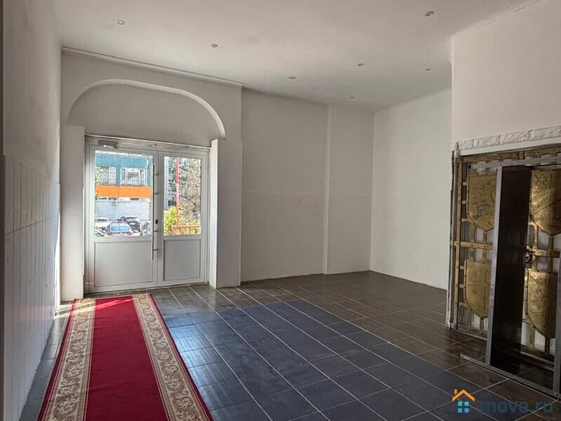 свободного назначения, 2200 м&sup2;