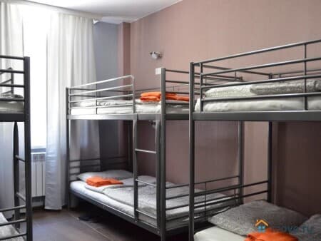 Аренда койко-места, 30 м², Хабаровск, улица Суворова, 82а