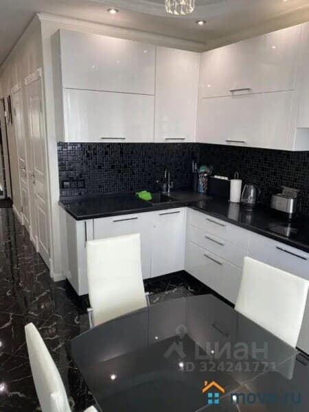 3-комн. квартира, 79 м&sup2;