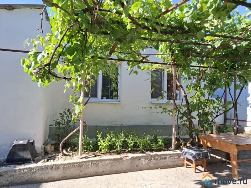 дом, 606 м&sup2;