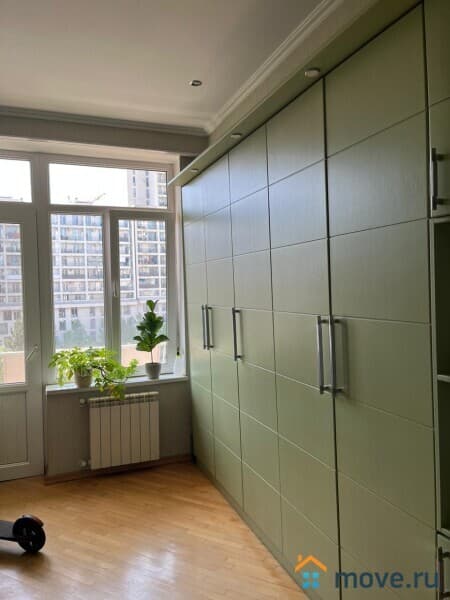 4-комн. квартира, 140 м²