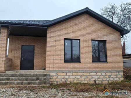 Продаю коттедж, 90 м&sup2;, Ставрополь, улица Бурмистрова, 148