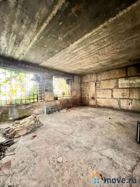 нежилое здание, 160 м²