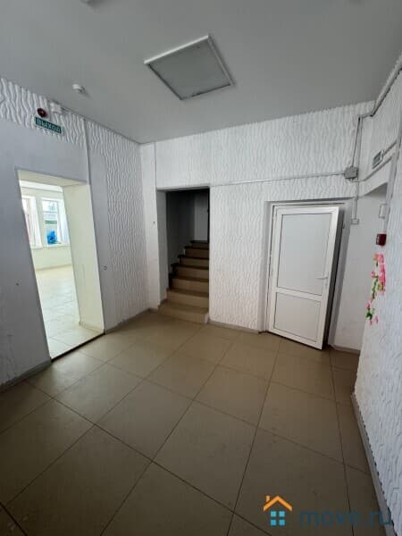 нежилое здание, 382 м²