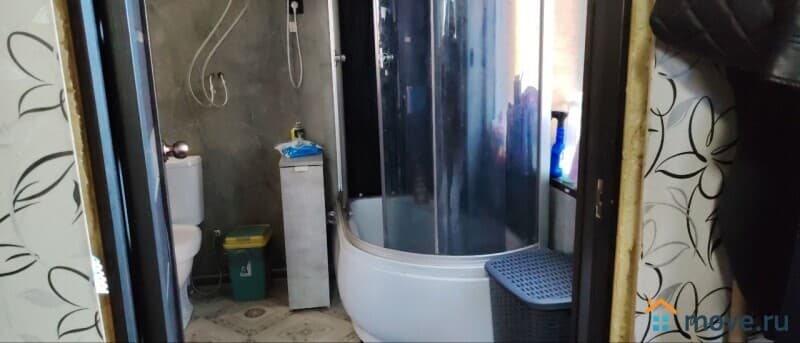 дом, 70 м²