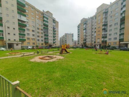 Продаем 2-комнатную квартиру, 56.4 м², Родина, улица Владимирская, 9а