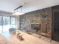 Продам однокомнатную квартиру, 67 м², этаж 4 из 18. Фото 1