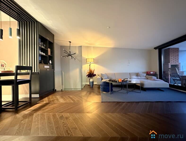 3-комн. квартира, 136 м²