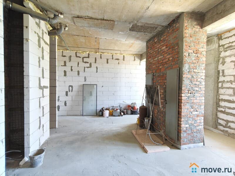 нежилое здание, 305 м&sup2;