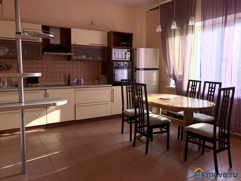 4-комн. квартира, 120 м&sup2;