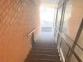 нежилое здание, 930 м²