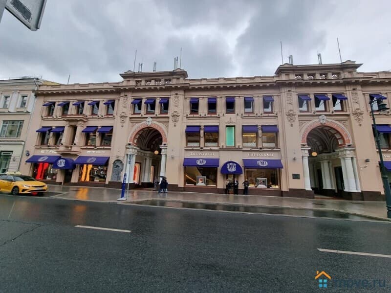 нежилое здание, 13703.1 м²