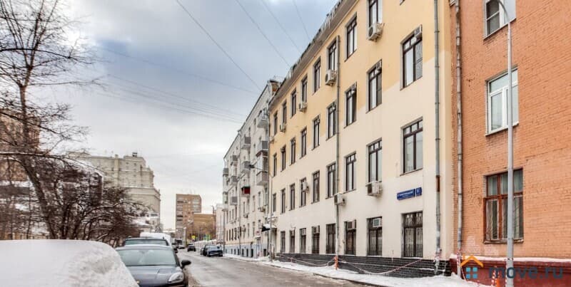 нежилое здание, 1154 м²