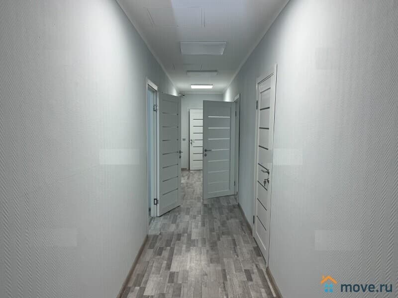нежилое здание, 832.2 м&sup2;