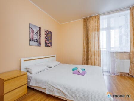Сдается посуточно 2-комнатная квартира, 65 м&sup2;, Екатеринбург, улица Юлиуса Фучика, 1