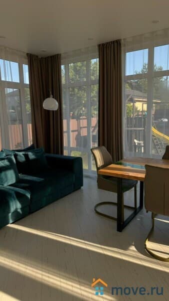 коттедж, 290.2 м²