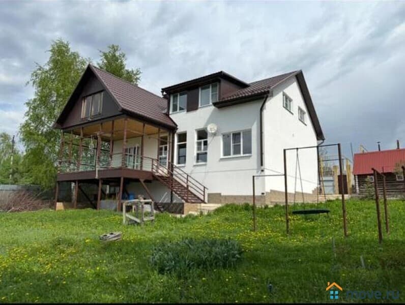 дом, 220 м²