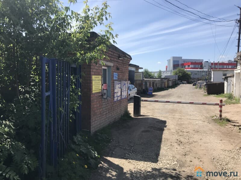 гараж, 18 м²