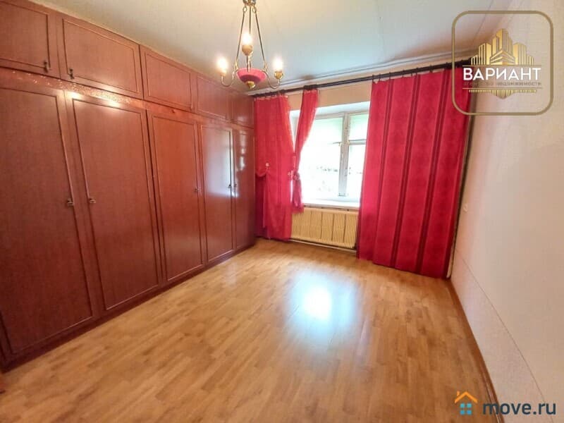 квартира, 130.4 м²