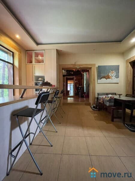 коттедж, 350 м²