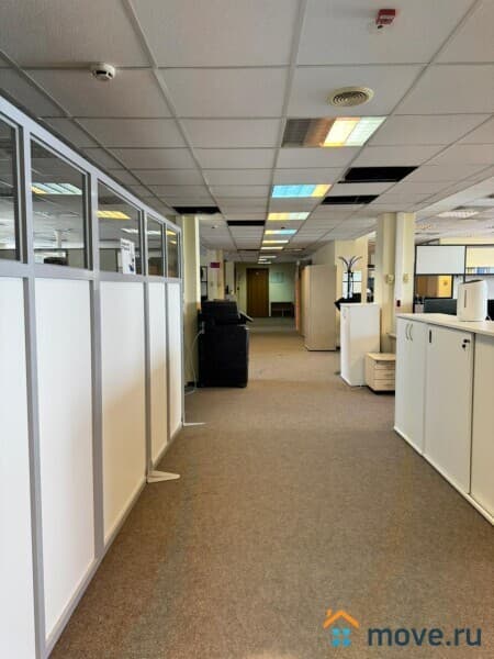 офис, 8300 м&sup2;