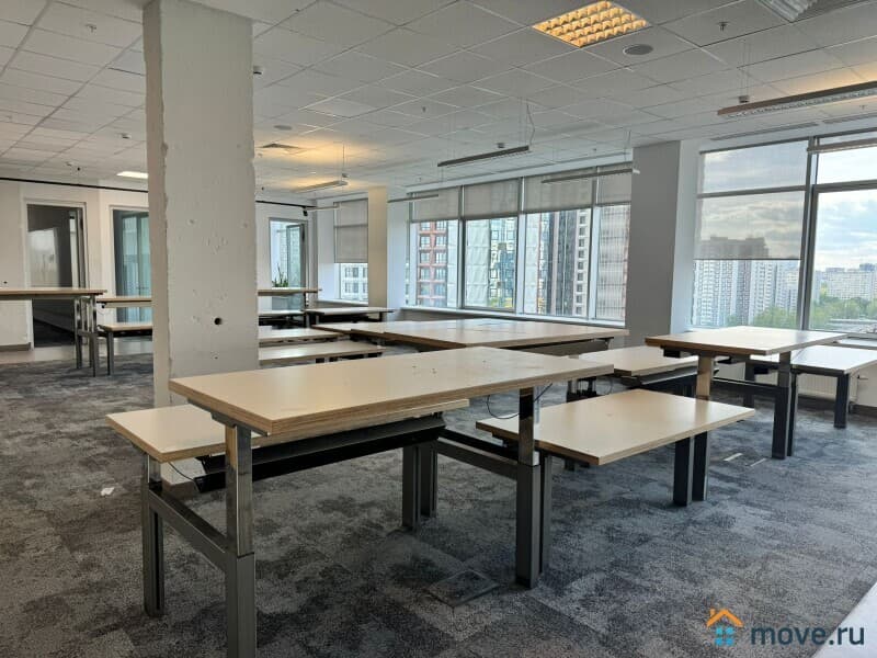 офис, 1690 м&sup2;