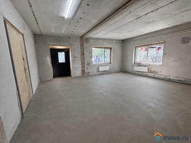 склад, 303 м&sup2;