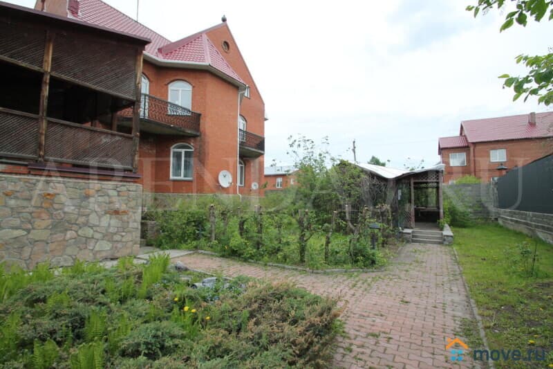 коттедж, 400 м&sup2;