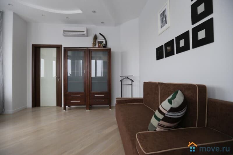 3-комн. квартира, 134 м&sup2;