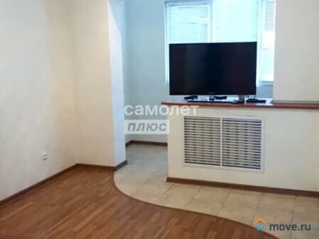 Продаю 2-комнатную квартиру, 48 м², Нальчик, улица Шортанова, 7