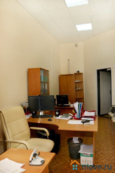 офис, 18.7 м²