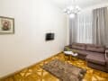 Сдается в аренду посуточно однокомнатная квартира, 33 м², этаж 1 из 9. Фото 1