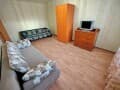 Снять двухкомнатную квартиру посуточно, 50 м², этаж 2 из 3. Фото 6