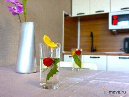 Сдается посуточно студия, 28 м&sup2;, Челябинск, улица Труда, д 4