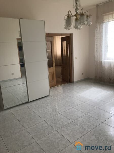 3-комн. квартира, 135 м&sup2;