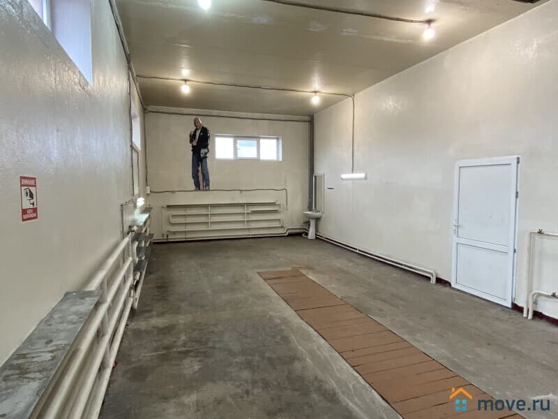 склад, 126 м&sup2;