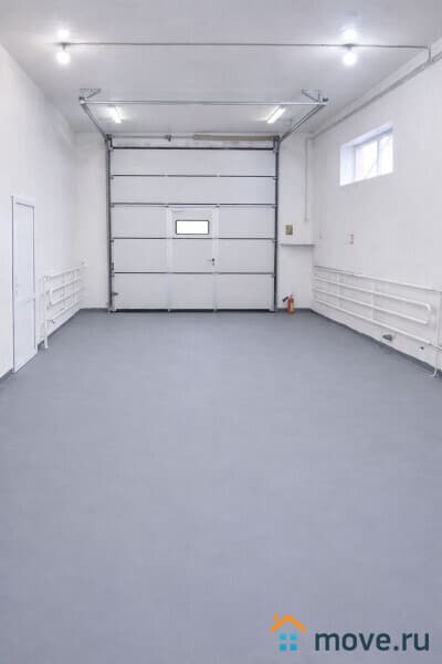 склад, 68 м&sup2;